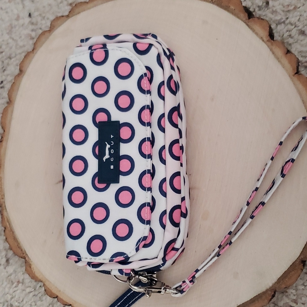 Scout Pink & White Dot Design Wristlet Wallet - Picture 1 of 7